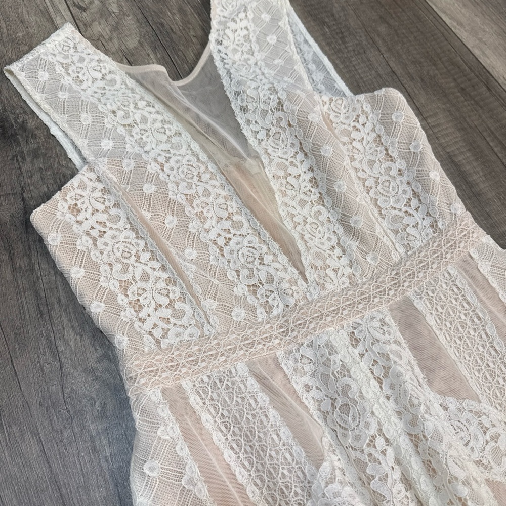 BCBGMaxAzria White and Cream Lace Midi Dress - Picture 2 of 8